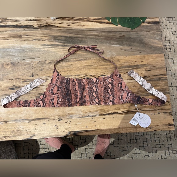 Pilyq reversible swimsuit SET YES BOTH PIECES FOR $30 - Picture 1 of 6